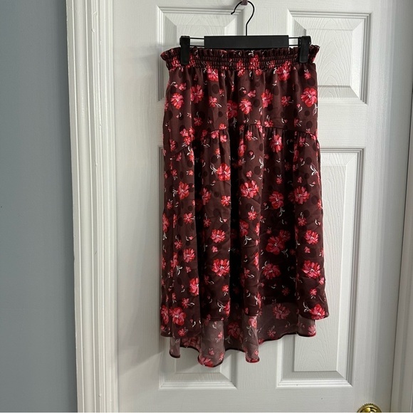 Draper James Skirt Waterfall Floral Pink Maroon Modest Dainty Flowy Size Small - Picture 3 of 5